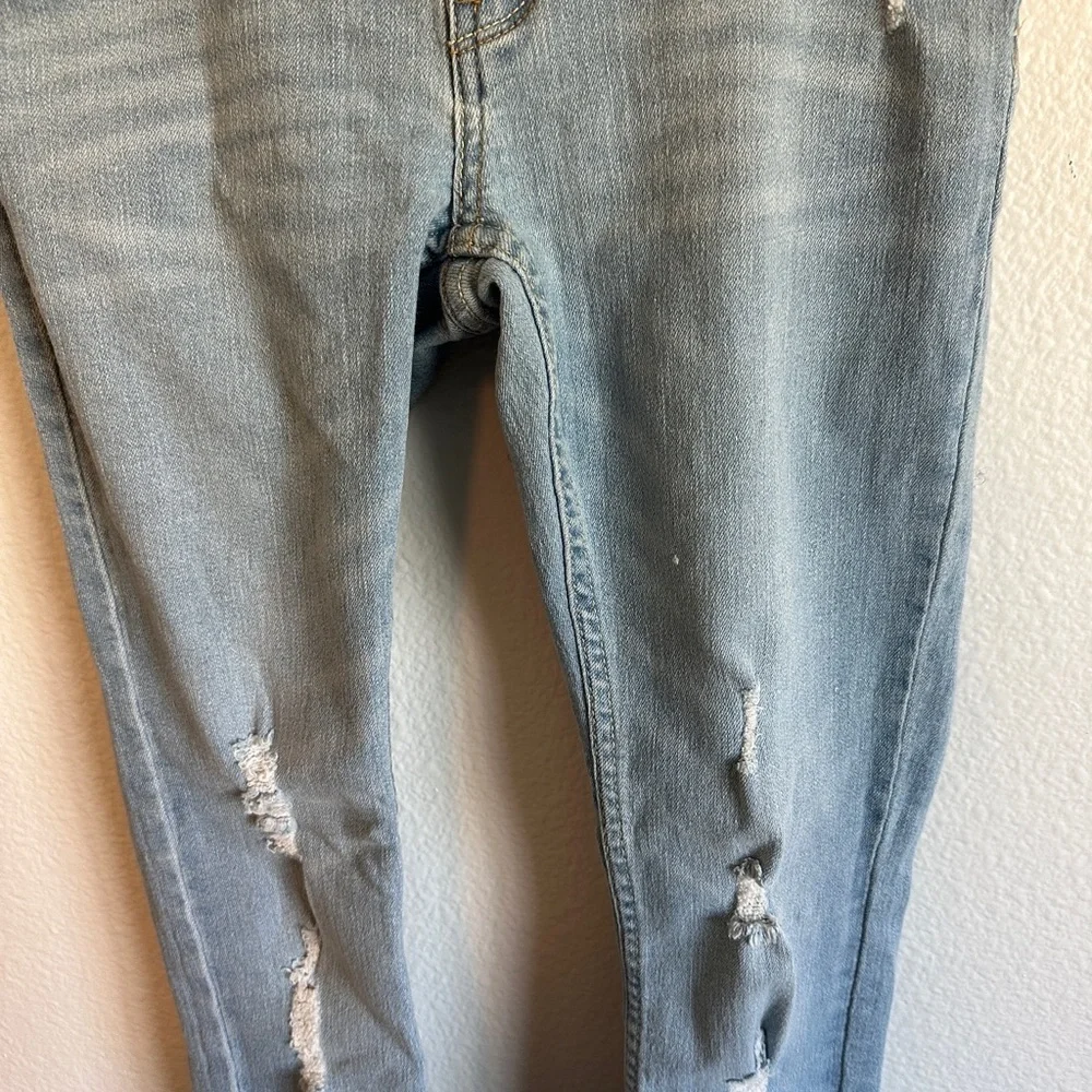 Levi's Blue Skinny Distressed Jeans